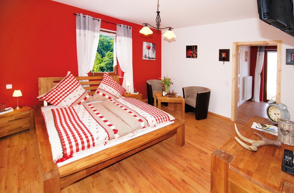 Gaestezimmer Hans-Norbert Mack Hallgarten Room photo
